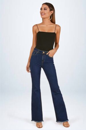 Calça Flare Barra Desfiada